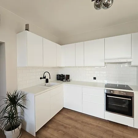 Relax Mieszkanie Biznesowe, Parking, Self Check-in Apartment Lubon